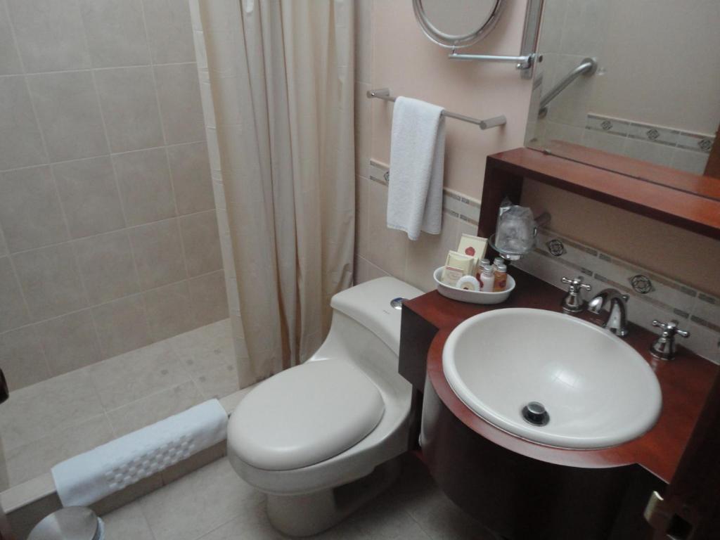 Hotel La Mansion Bogota Room photo