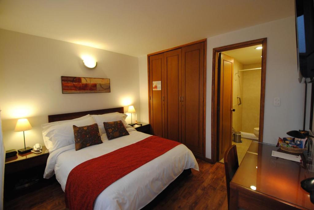Hotel La Mansion Bogota Room photo