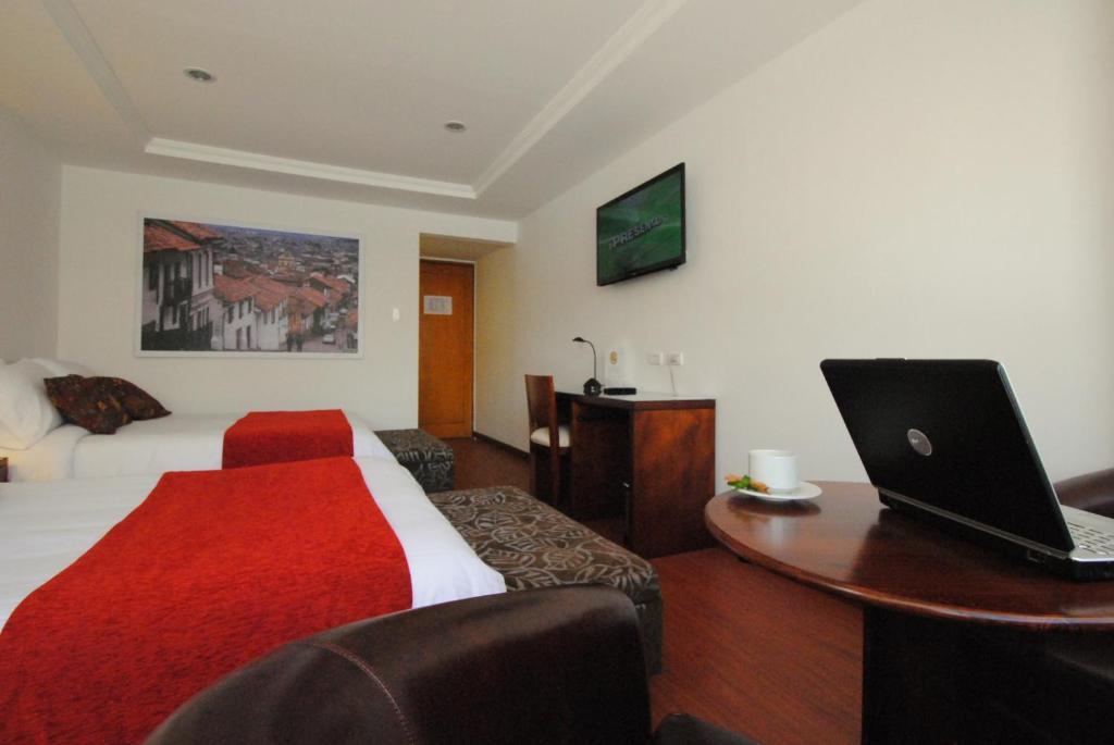 Hotel La Mansion Bogota Room photo